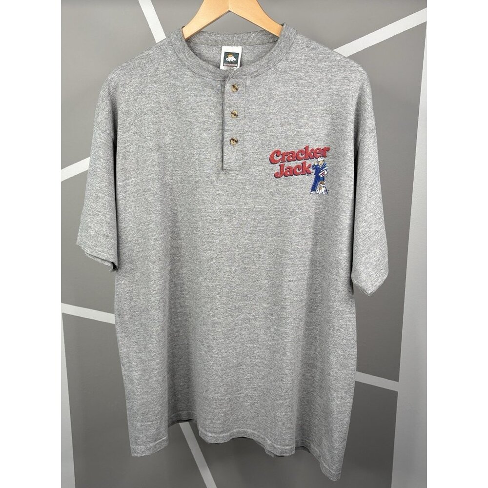 Vintage Cracker Jack Logo Tubular Single Stitch Button Henley Men’s XL S/S Grey